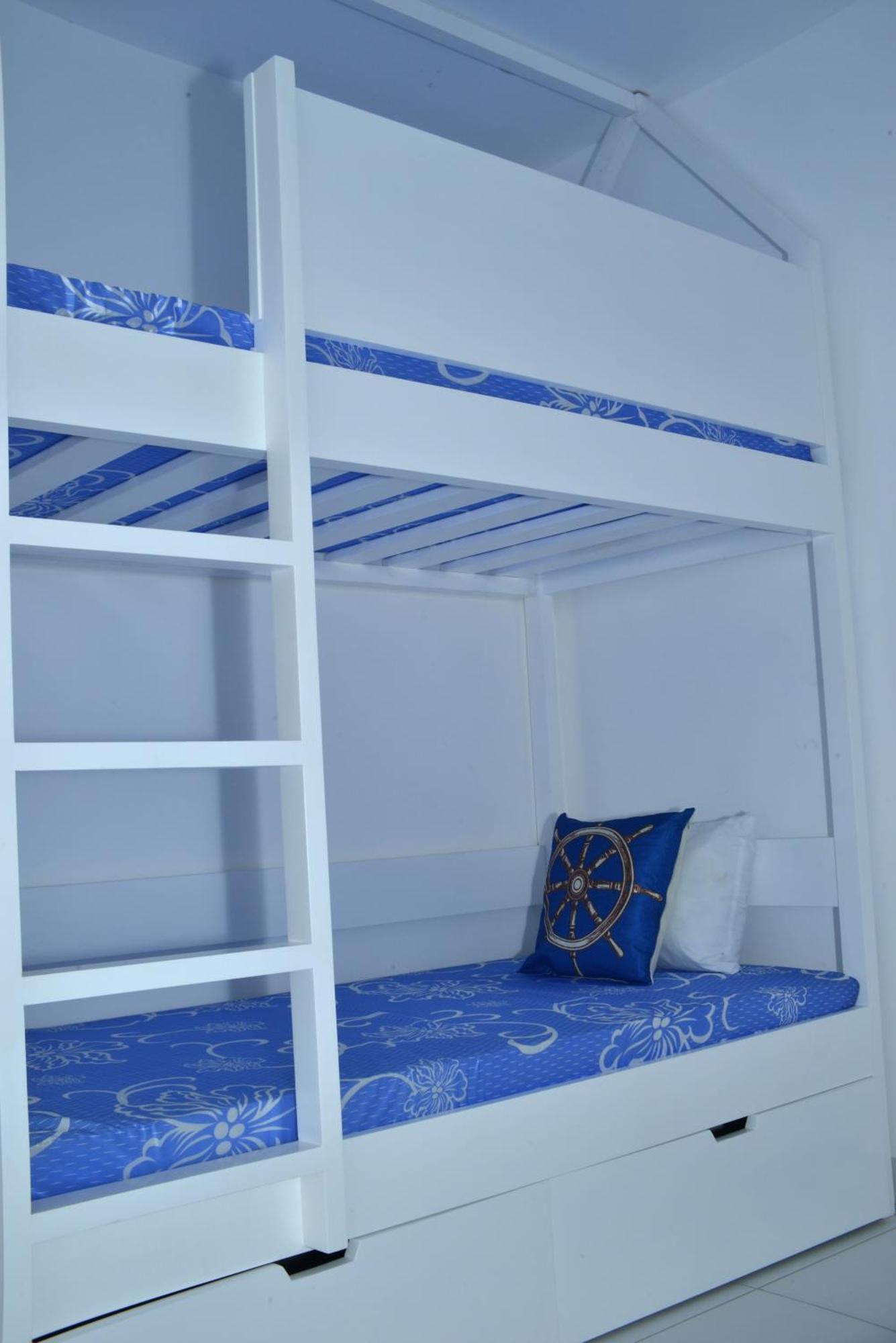 Kensington Square Luxury Apartment Flic en Flac Экстерьер фото