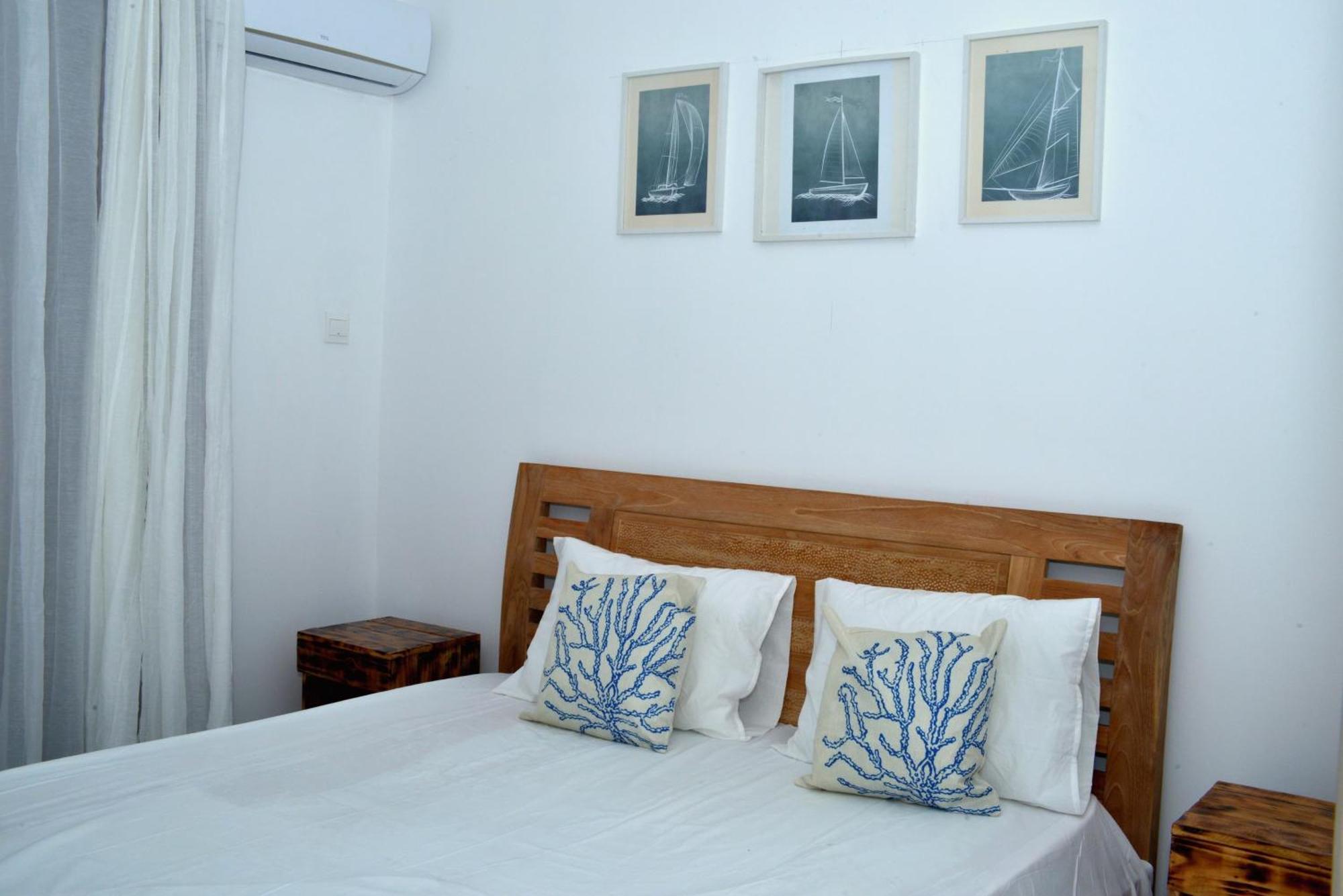 Kensington Square Luxury Apartment Flic en Flac Экстерьер фото